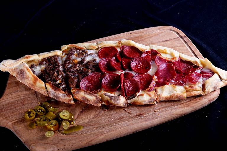Pide with pastırma, kavurma and sucuk