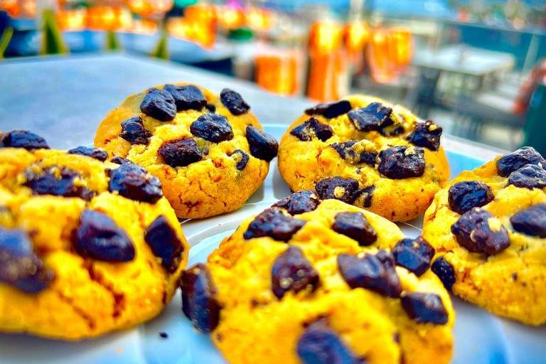 Chocolate chip cookie