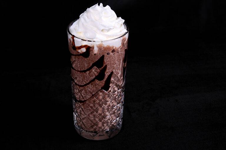Flavored iced chocolate drinks