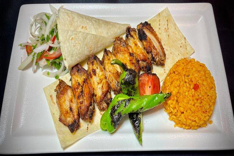 Grilled chicken wings