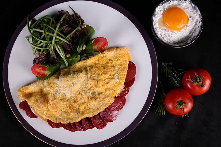 Sucuk omelette