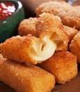 Mozzarella sticks with fries