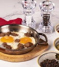 Sahanda eggs with kavurma