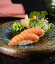 Salmon nigiri