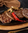 Butter-cooked beef tenderloin lokum