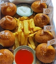 8 mini burgers