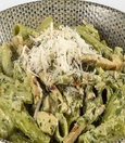 Chicken rigatoni with basil sauce