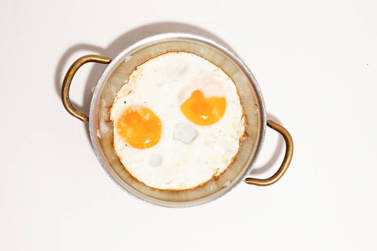 Pan-fried Eggs with Kashar Cheese