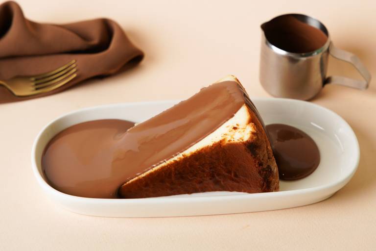 Plain San Sebastian Cheesecake