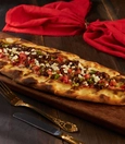 Pide with diced beef