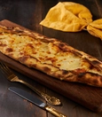 Kaşarlı pide with mozzarella
