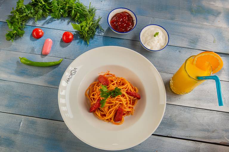 Kids’ Spaghetti with Tomato Sauce and Cocktail Sausage