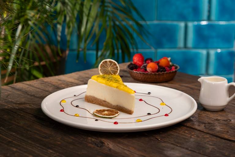 Lemon cheesecake