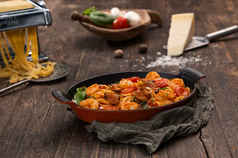 Seafood linguine