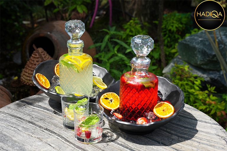 Cocktail pitcher