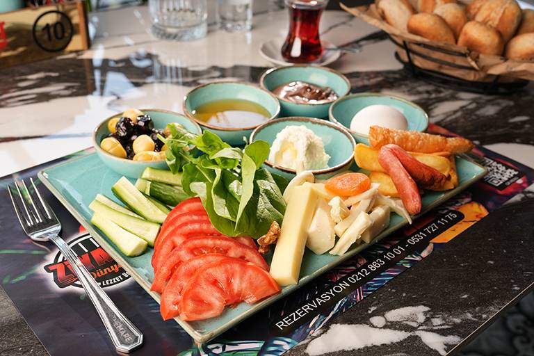 Classic breakfast plate