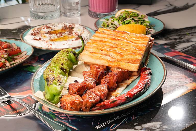 Lamb skewers (200 g)