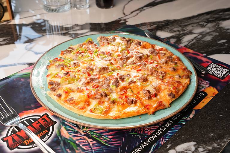 Mexican Pizza
