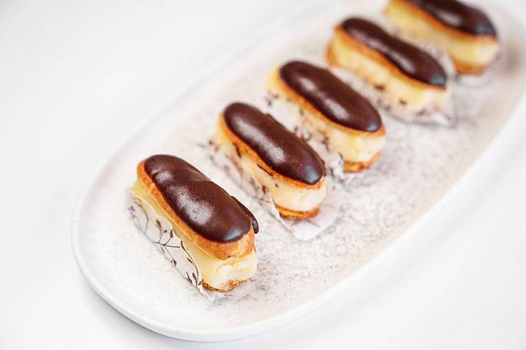 Chocolate Éclair